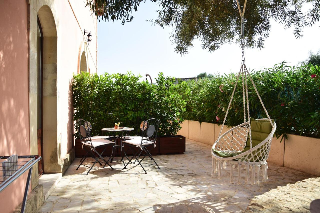 Bed and Breakfast Antico Casale Benali Сиракузы Экстерьер фото