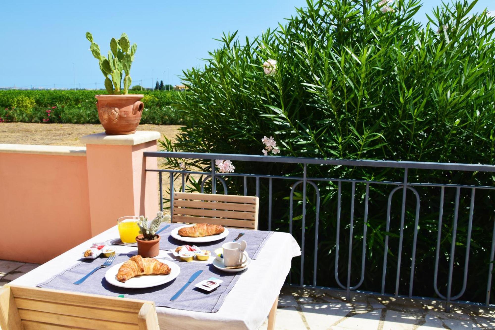 Bed and Breakfast Antico Casale Benali Сиракузы Экстерьер фото